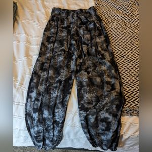 Lotus and Luna Pampa Point Harem Pants
